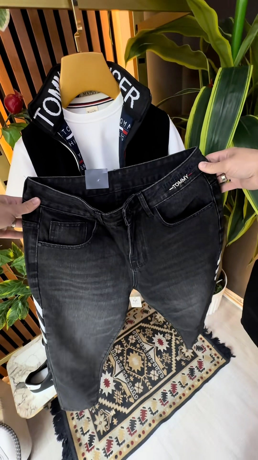 TOMMY HİLFİGER TAKIM