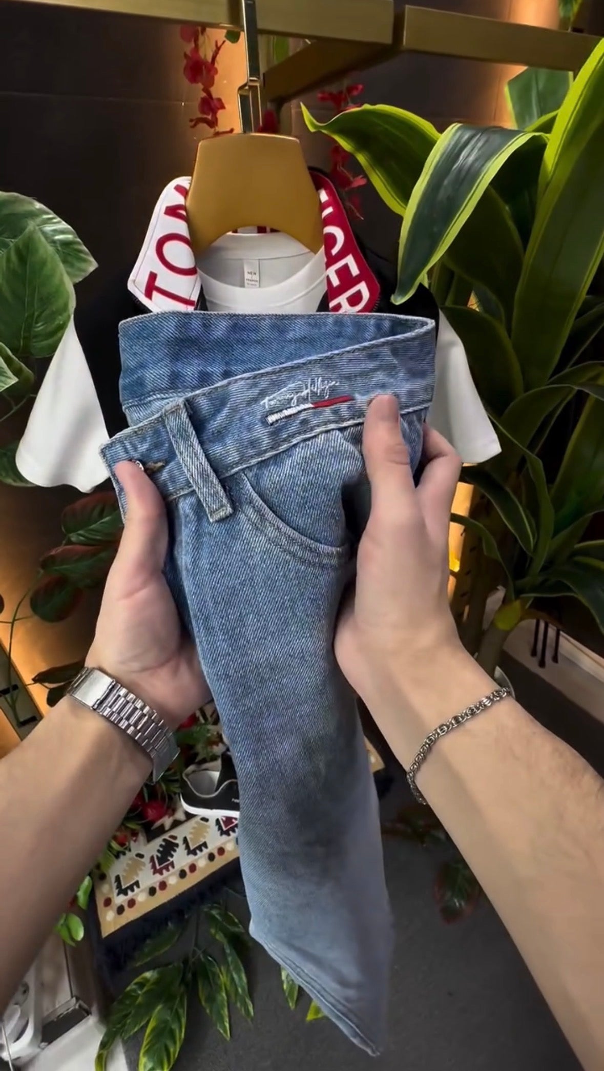 TOMMY HİLFİGER KOT PANTOLON